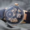 Đồng hồ Tourbillon 'nổi' giá gần 100.000 USD