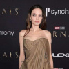 Angelina Jolie xuất hiện như một nữ thần tại buổi công chiếu "Chủng tộc bất tử" (Eternals)