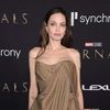Angelina Jolie xuất hiện như một nữ thần tại buổi công chiếu "Chủng tộc bất tử" (Eternals)
