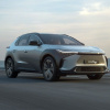 Toyota ra mắt SUV điện bZ4X đầu tiên
