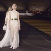 BST Cruise 2022- Dior tái hiện hình ảnh các nữ thần Hy Lạp quyền năng