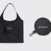 Đi chợ “cool ngầu” với thiết kế mới từ Balenciaga