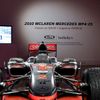 Chiếc xe đua vô địch F1 của Lewis Hamilton được bán đấu giá tại British Grand Prix