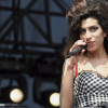 Bán đấu giá trang phục của cố nghệ sỹ Amy Winehouse