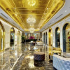 Khám phá nội thất xa hoa của khách sạn dát vàng ở Hà Nội