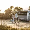 Airstream x Mercedes-Benz 2021 Atlas Touring Coach sở hữu nội thất xa hoa như khách sạn 5 sao