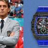 Bóc giá chiếc đồng hồ mang tên HLV trưởng tuyển Italia Roberto Mancini