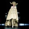 Jean Paul Gaultier Haute Couture Thu Đông 2021 - Cuôc song hành cùng Chitose Abe