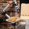 Độc đáo cửa hàng pizza ở Pháp chỉ toàn robot phục vụ