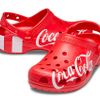 Coca Cola “bắt tay” cùng Crocs cho phiên bản giày giới hạn