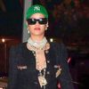 Những lần diện nguyên “cây” hàng hiệu xuống phố của Rihanna