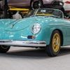 Xe cổ Porsche 356 Speedster 1955 hồi sinh