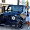 Cristiano Ronaldo khoe ảnh cùng siêu xe khiến cộng đồng mạng phát sốt
