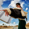 Rihanna “chất lừ” trong chiến dịch quảng bá RIMOWA