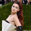 Xu hướng đính đá nổi lên sau Met Gala