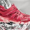 Neiman Marcus và Hypebeast ra mắt showroom thực tế ảo đầu tiên
