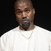 Thương hiệu Balenciaga “chia tay” Kanye West?