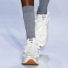 Miu Miu x New Balance 574: Cú bắt tay "Hồi sinh đôi giày huyền thoại"