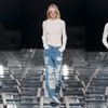 BST Givenchy Thu Đông 2022: Góc nhìn Streetwear đầy phóng túng