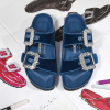Birkenstock “sang trọng hoá” hình ảnh thương hiệu với dự án hợp tác cùng Manolo Blahnik