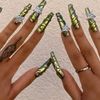 Xu hướng Nail Art: Móng mắt mèo