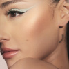 Ariana Grande trình làng BST thứ hai của r.e.m beauty