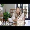 Có gì bên trong chiếc túi Lady Dior của Elle Macpherson ?