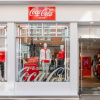 London “chào đón” cửa hàng Coca Cola đầu tiên
