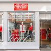 London “chào đón” cửa hàng Coca Cola đầu tiên