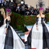 Sarah Jessica Parker tại thảm đỏ Met Gala diện đúng dresscode chuẩn Mỹ