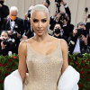 Kim Kardashian làm hỏng chiếc váy của Marilyn Monroe khi dự Met Gala?