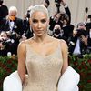 Kim Kardashian làm hỏng chiếc váy của Marilyn Monroe khi dự Met Gala?