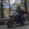 Energica Experia- Adventure trang bị động cơ điện đi được 420 km