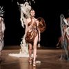 Iris van Herpen - Meta Morphism: Thế giới 3D trong thời trang cao cấp