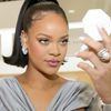 Rihanna hiện là nữ tỷ phú tự thân trẻ nhất nước Mỹ
