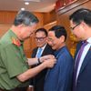 Chủ tịch HĐQT Tập đoàn GELEXIMCO nhận Kỷ niệm chương “Bảo vệ an ninh Tổ quốc”