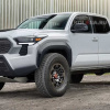 "Vén màn" xe bán tải Toyota Tacoma 2024 – đối thủ khiến Ford Ranger phải dè chừng