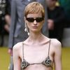 Thiết kế Thu Đông 2023 táo bạo của Gucci