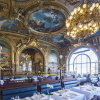 Nhà hàng Le Train Bleu hơn 120 tuổi như cung điện ở Paris