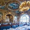 Nhà hàng Le Train Bleu hơn 120 tuổi như cung điện ở Paris