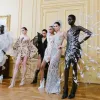 BST Van Herpen Couture Thu Đông 2023 lấy cảm hứng từ hệ sinh thái biển