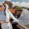 Khả Ngân cùng thời trang Elise cuốn hút trong từng khung hình