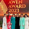 Bà Lê Hồng Thuỷ Tiên nhận giải Nữ doanh nhân ASEAN tại AWEN AWARD 2023