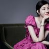 Gu mặc thất thường của Địch Lệ Nhiệt Ba