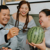 Tiktoker Phan Yến Nhi cùng gia đình diện áo dài Hà Thanh Huy đón Tết