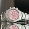 Cùng đồng hồ Zenith Chronomaster Sport Pink hành động chống ung thư vú