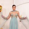 Trực tiếp thảm đỏ Oscar 2024: Zendaya chặt chém nàng “Juliet” bốc lửa, Ariana Grande chơi trội đối lập Margot Robbie