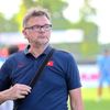 Cơ hội cuối cùng cho huấn luyện viên Troussier