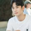 Kim Soo Hyun mặc áo trăm triệu đồng trong phim 'Nữ hoàng nước mắt'
