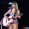 Ngắm nhìn The Eras Tour tại Singapore Taylor Swift gửi đến Fan những trải nghiệm khó quên